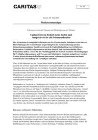 Der Schutzstatus S ermöglicht Geflüchteten aus der Ukraine rasche Aufnahme in der Schweiz. Die Erfahrungen der ersten Monate zeigen Mängel in der Existenzsicherung und den Integrationsmassnahmen. Deutlich wird auch die Ungleichbehandlung von Geflüchteten. Insbesondere Vorläufig Aufgenommene mit dem Status F sind klar benachteiligt. Diese Erkenntnisse helfen, Lehren für die Flüchtlingspolitik der Schweiz zu ziehen: Die Bedingungen für Vorläufig Aufgenommene und Personen mit Schutzstatus S müssen nachgebessert werden. Caritas Schweiz fordert die Einführung eines neuen, verbesserten Schutzstatus und damit verbunden die Abschaffung der Vorläufigen Aufnahme.