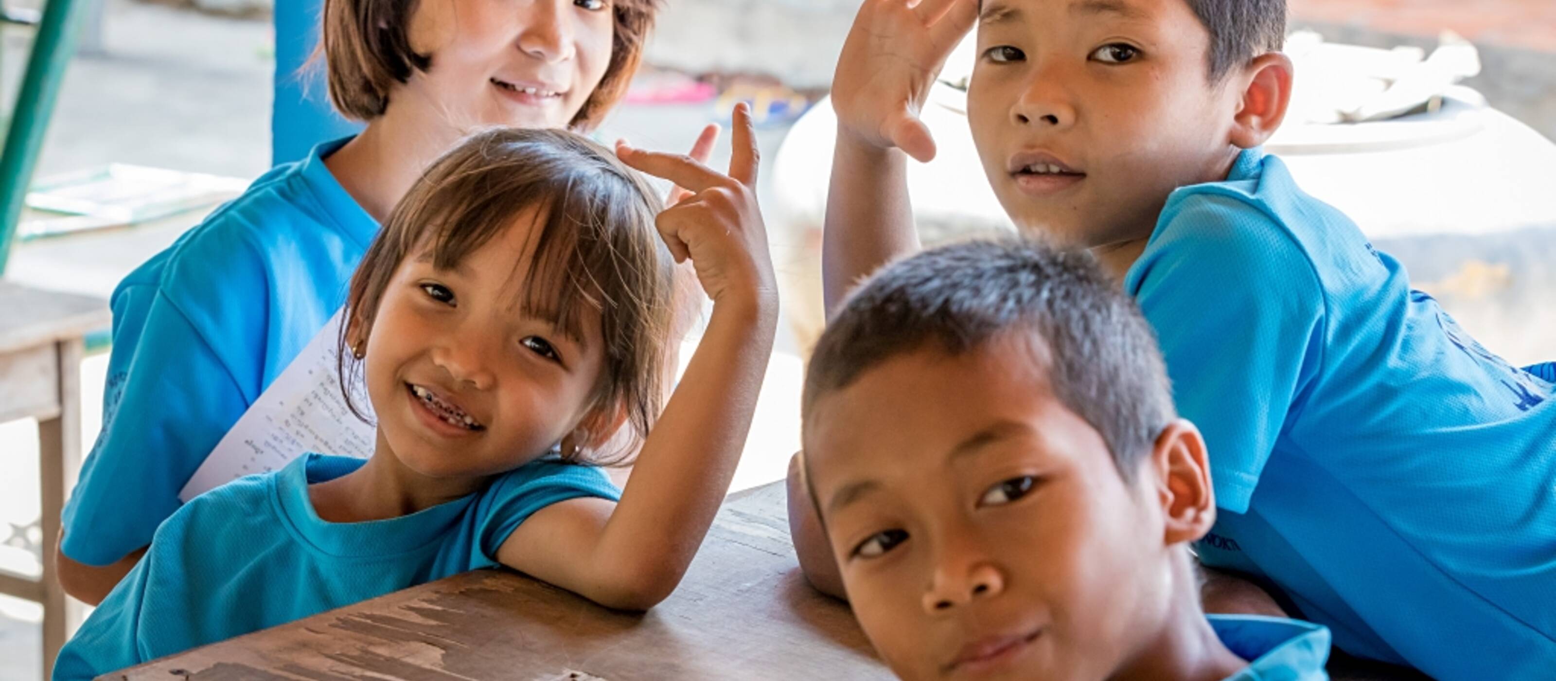 Bambini in una scuola dell’organizzazione partner di Caritas Damnok Toek a Poipet, Cambogia