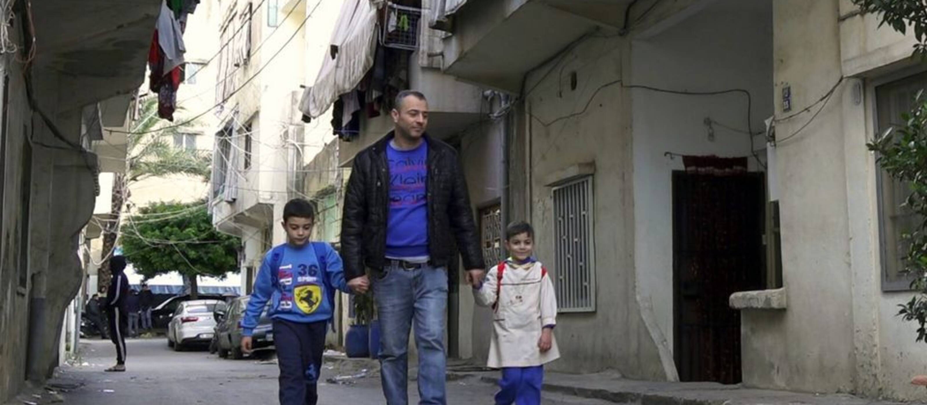 Youssef ne cesse de s’inquiéter pour l'avenir de ses deux fils.