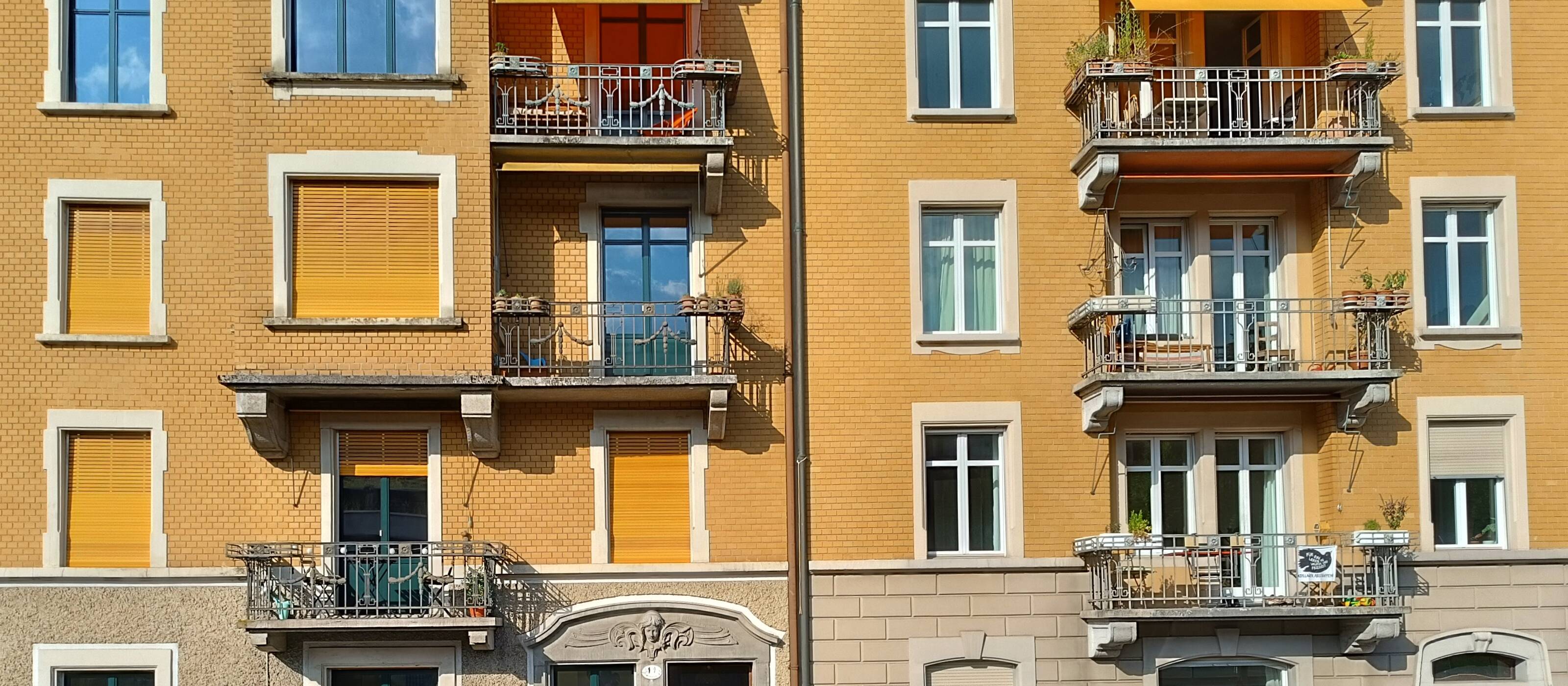 A causa dell'aumento del tasso di interesse di riferimento: i costi delle abitazioni aumenteranno in Svizzera.