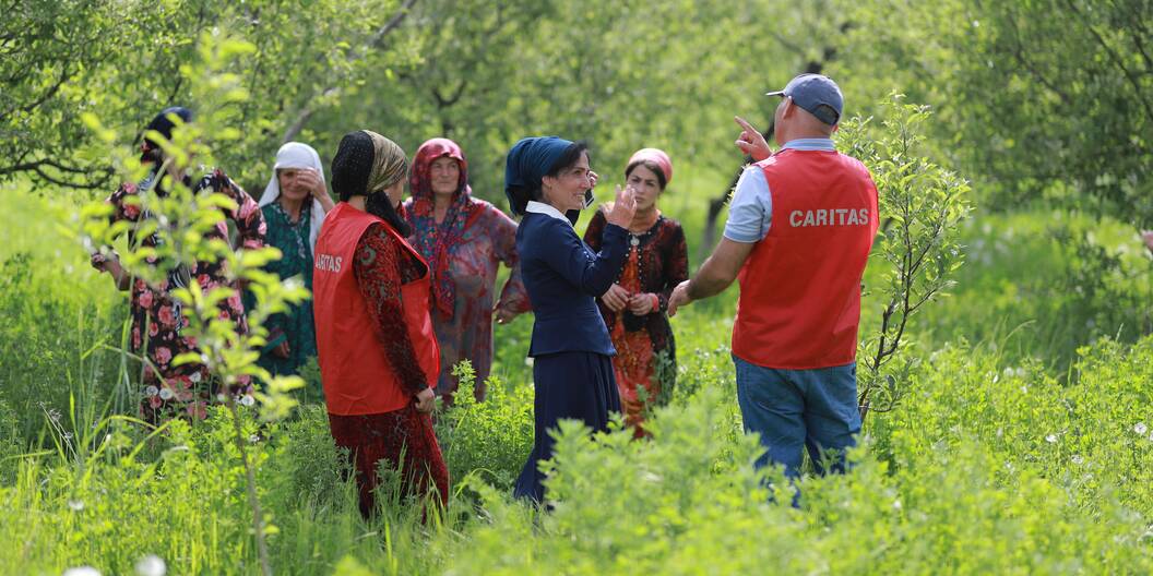 Treffen auf dem Feld in Tadschikistan